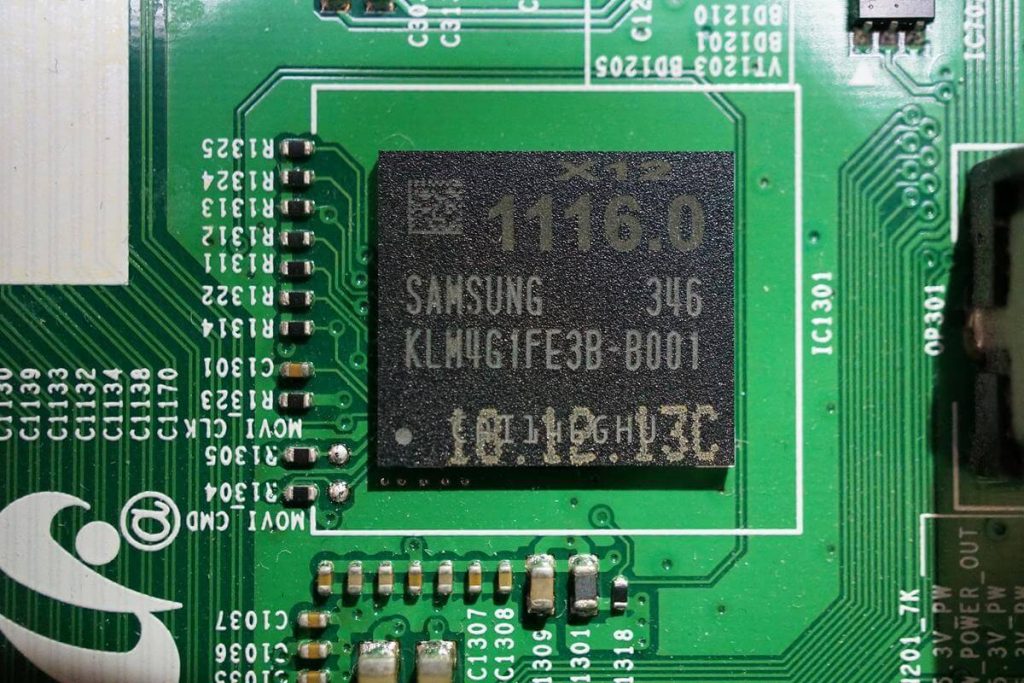 Микросхема EMMC KLM4G1FE3B0B001